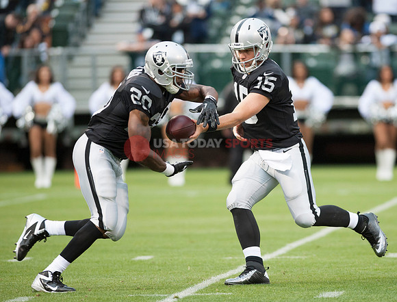 NFL: Preseason-Dallas Cowboys at Oakland Raiders