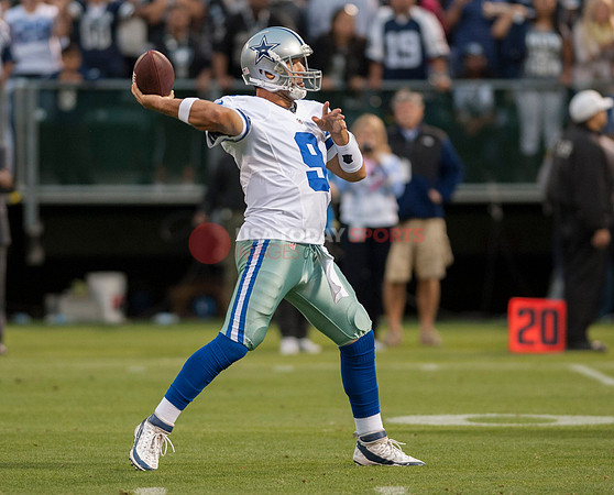 NFL: Preseason-Dallas Cowboys at Oakland Raiders