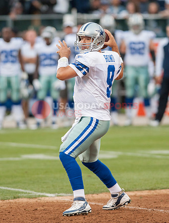 NFL: Preseason-Dallas Cowboys at Oakland Raiders