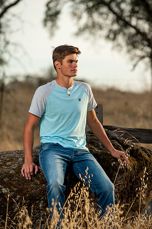 Senior Photo Session with Nolan Winter
