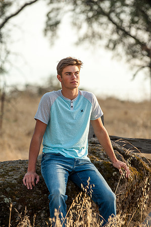 Senior Photo Session with Nolan Winter
