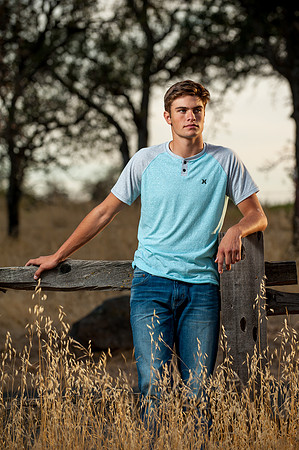 Senior Photo Session with Nolan Winter
