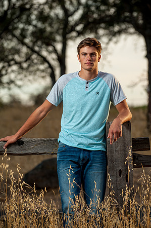 Senior Photo Session with Nolan Winter